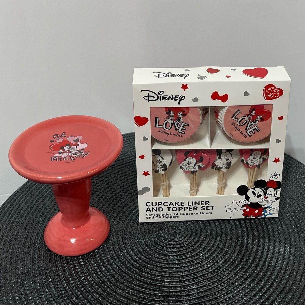 Disney Mickey & Minnie Cupcake Liners & Toppers set of 48 and Cupcake stand NWT